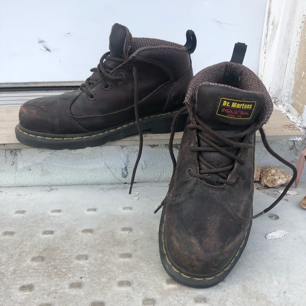EUC Dr. Martens steel toe work boots anti static